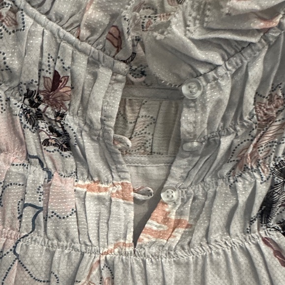 Floral Ruffle Off-Shoulder Top - Picture 6 of 6